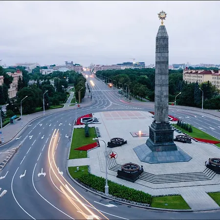 On Internatsionalnaya 9 * Mińsk